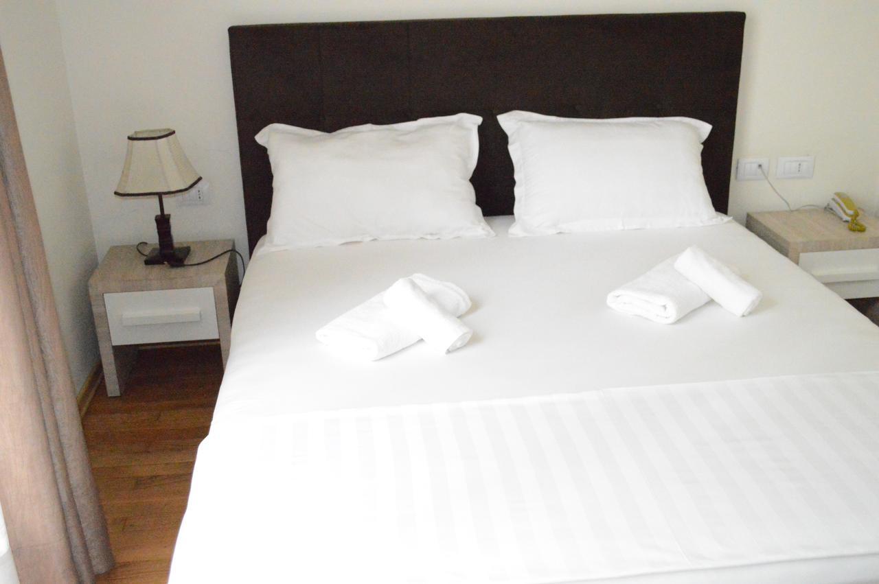 Living Hotel