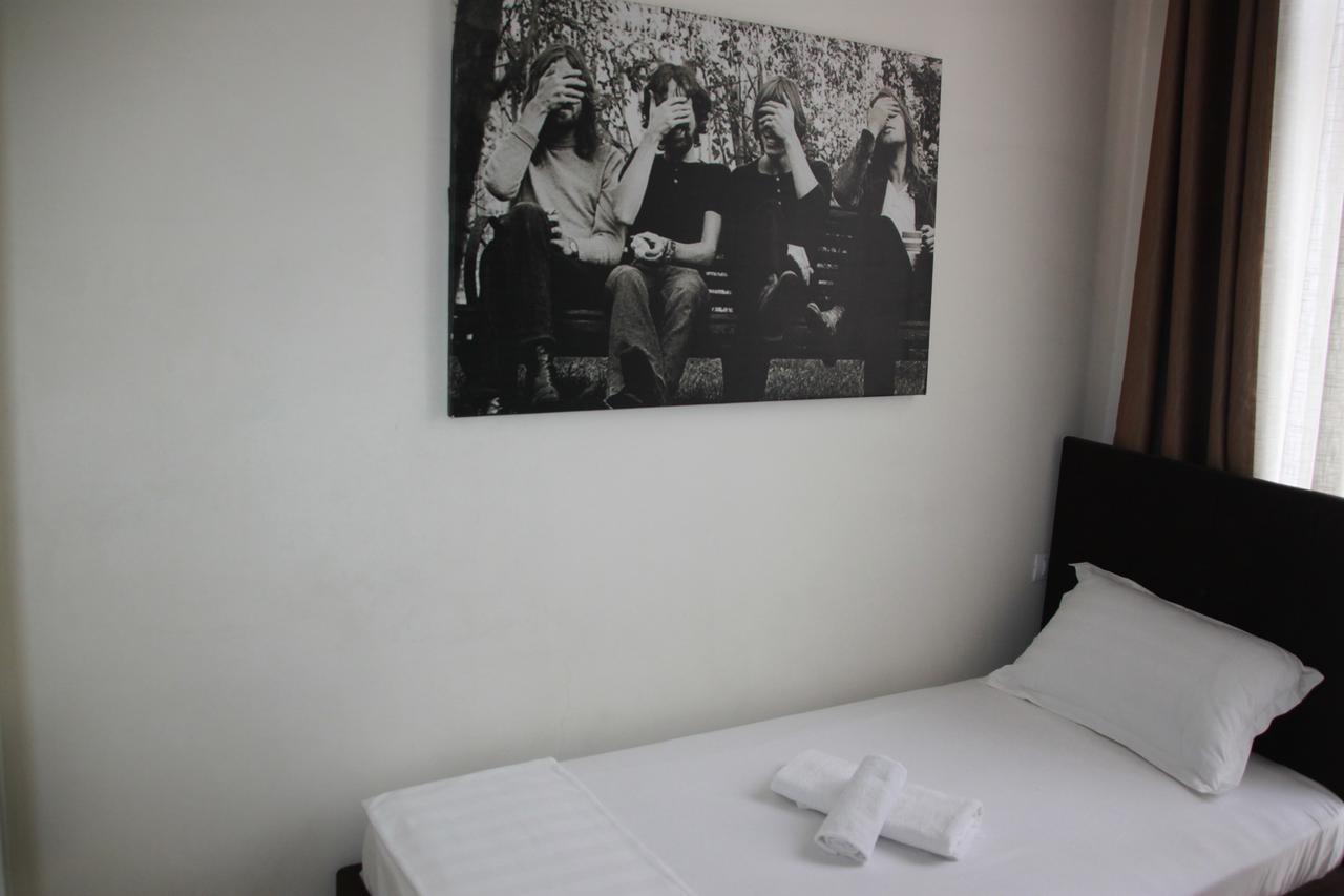 Hotel Living Tirana